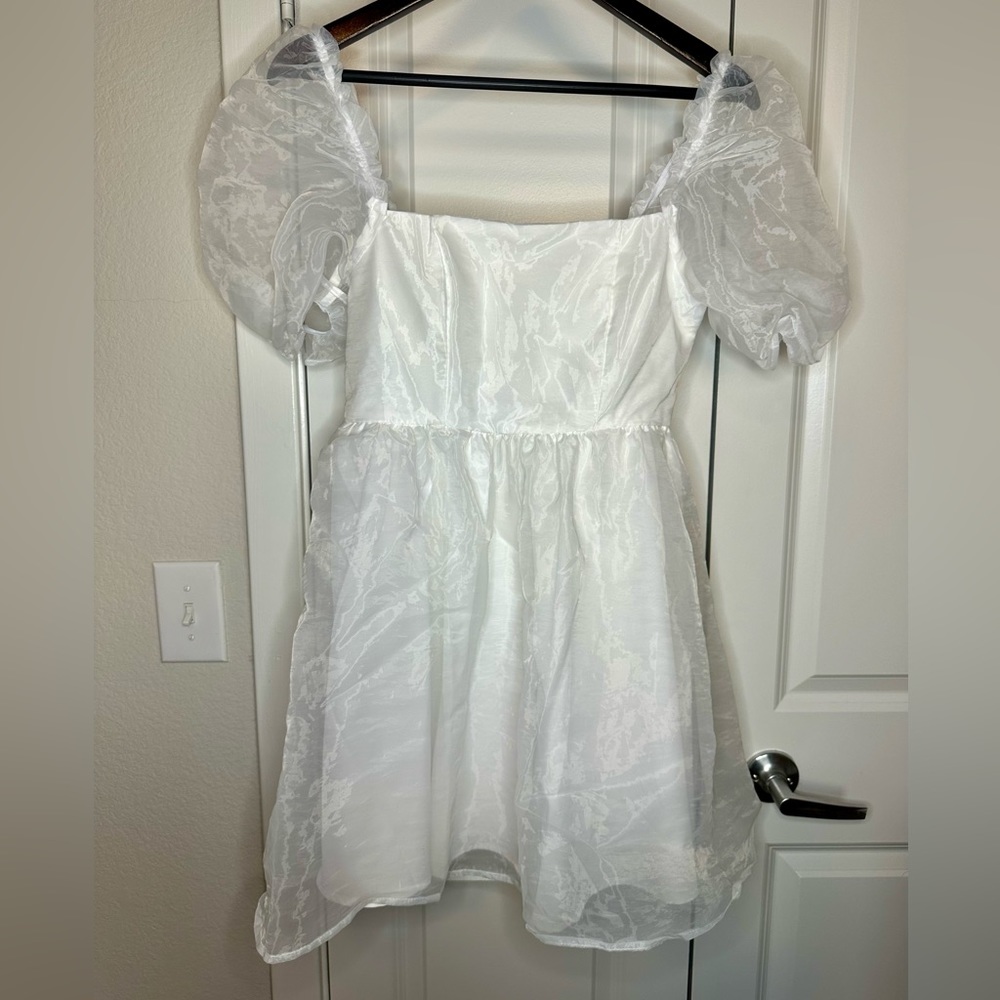 White, mesh puff sleeve, short dress